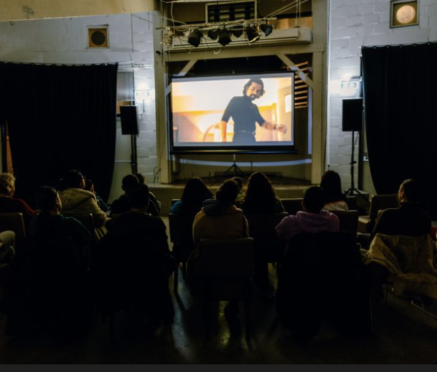 11/2 Buurthuisbios in de huiskamer van Buddy to Buddy 🎥