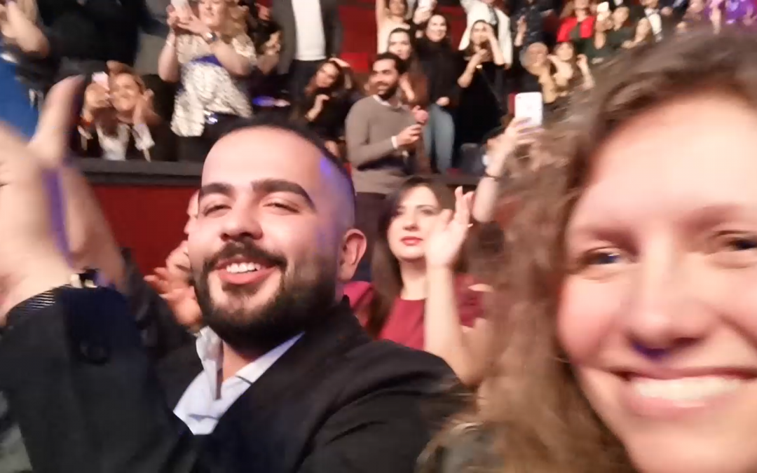 Petra en Walaa samen naar Kadim al Sahir